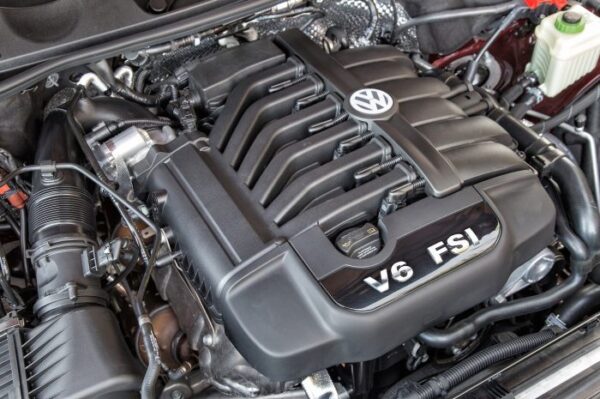 ARE/BES PETROL 2.8 V6